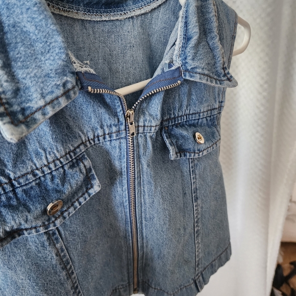 2 90s blue denim summer cropped tops Womans size 8/ 10 - Picture 5 of 8